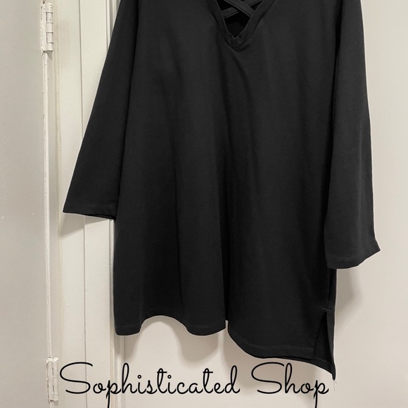 ⬛️Roaman’s Tunic⬛️ ❤️ - Picture 2 of 2